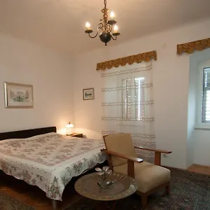 https://apartment-villa-minach.in-istria.net
